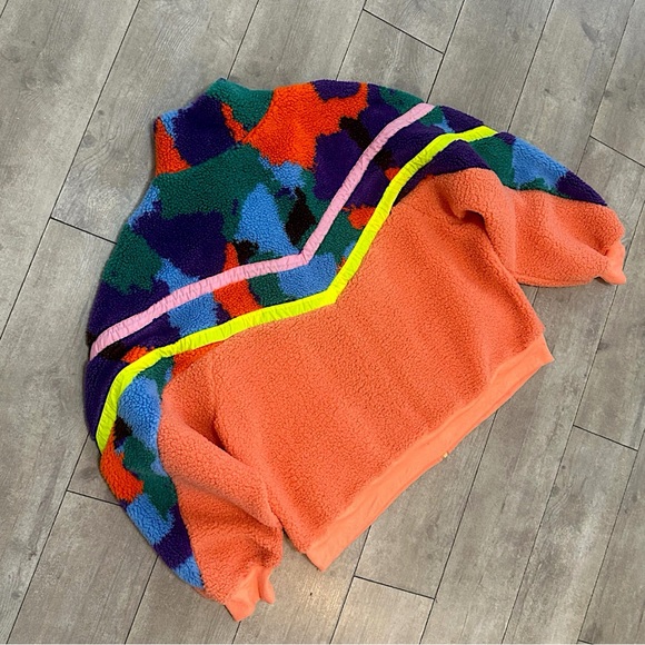 NEW BiBi Boutique Crochet Patch Floral Teddy Bomber Jacket Zip Shacket SAMPLE - Picture 14 of 16